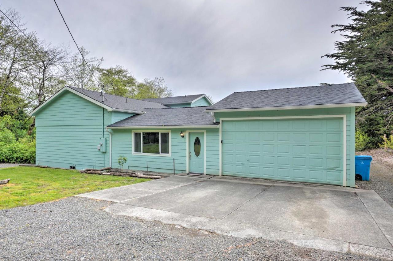 Soothing Studio With Lush Views 2 Mi To Beach! Smith River Экстерьер фото