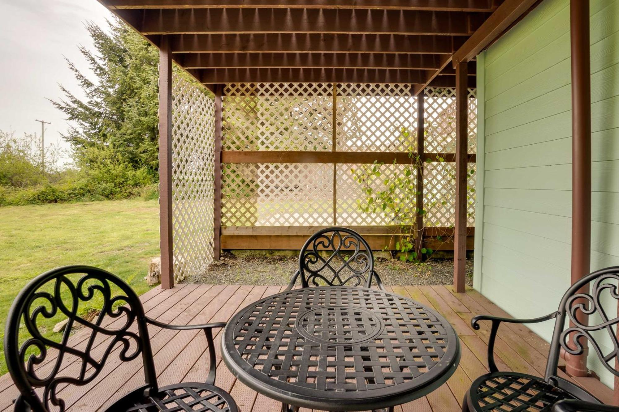 Soothing Studio With Lush Views 2 Mi To Beach! Smith River Экстерьер фото